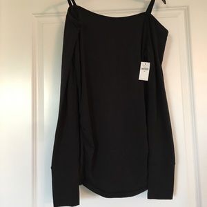 GAP FIT maternity off the shoulder crossback top